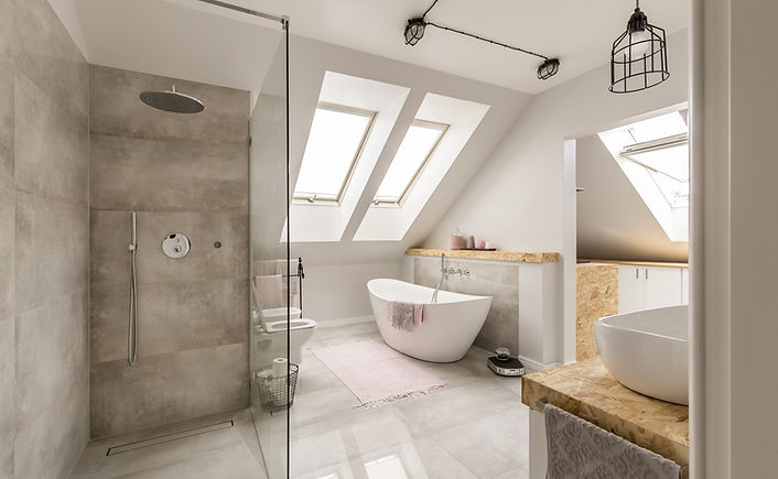 Moderne badkamer met inloopdouche door Wouwse Bouwonderneming